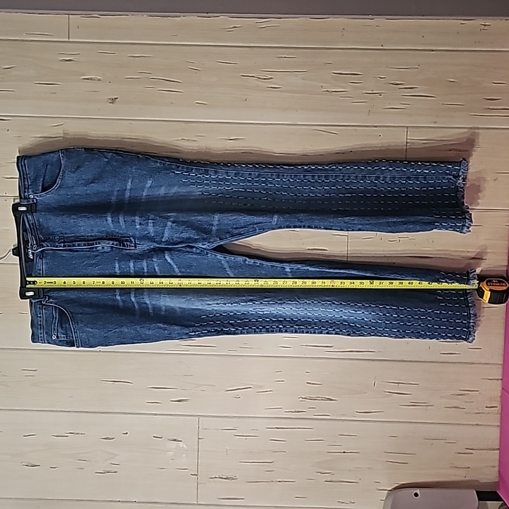 Plus size jeans - Picture 5 of 6